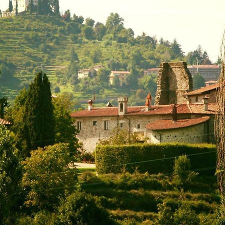 Bed and Breakfast Castello di Cernusco Lombardone Esterno foto