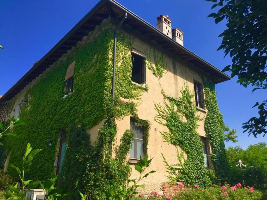 Bed and Breakfast Castello di Cernusco Lombardone Esterno foto
