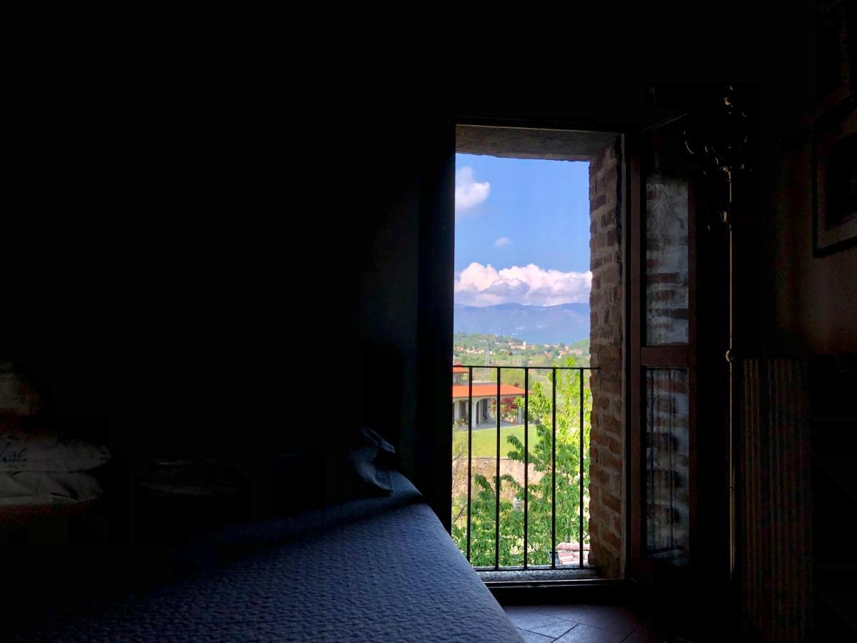 Bed and Breakfast Castello di Cernusco Lombardone Esterno foto