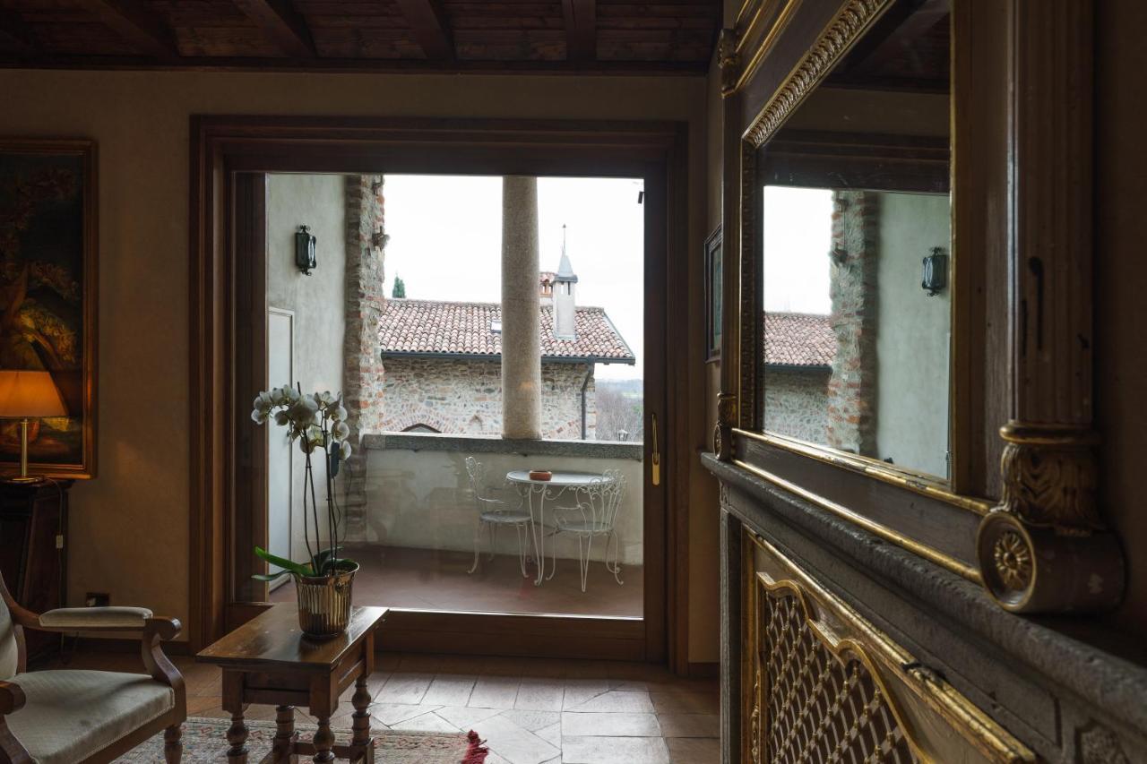 Bed and Breakfast Castello di Cernusco Lombardone Esterno foto