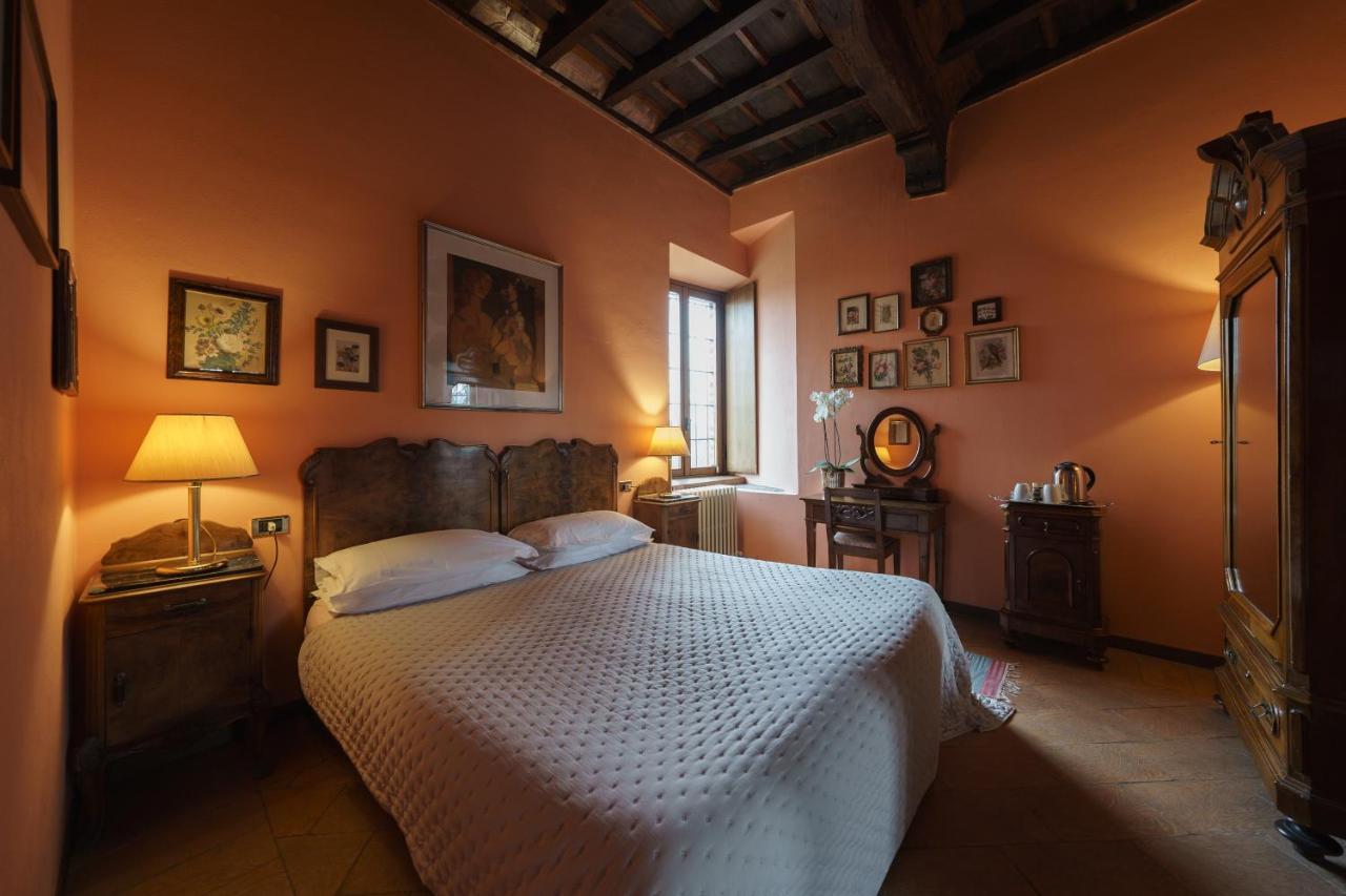 Bed and Breakfast Castello di Cernusco Lombardone Esterno foto
