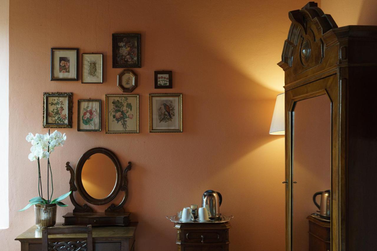 Bed and Breakfast Castello di Cernusco Lombardone Esterno foto