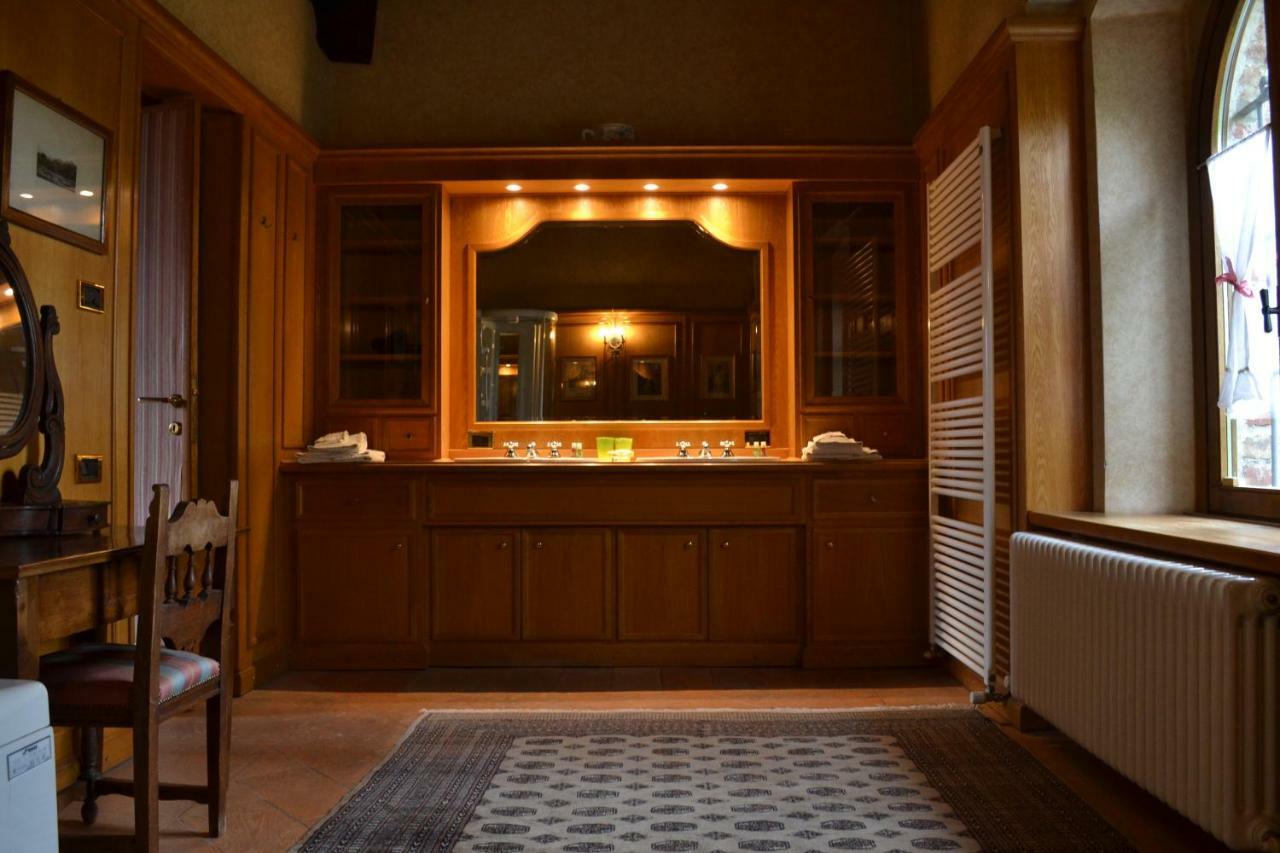 Bed and Breakfast Castello di Cernusco Lombardone Esterno foto